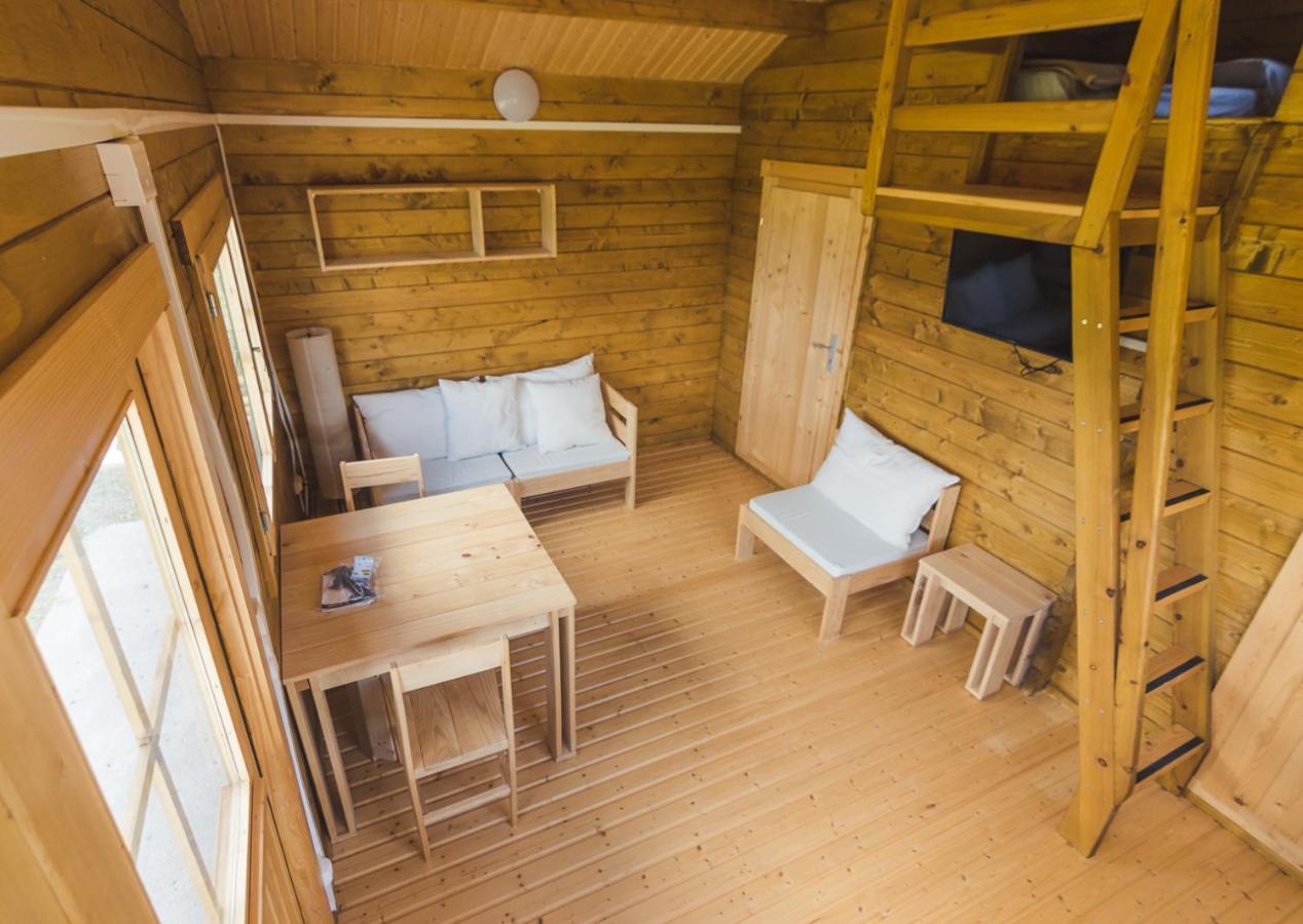 Albergue Restaurante De Artieda Экстерьер фото