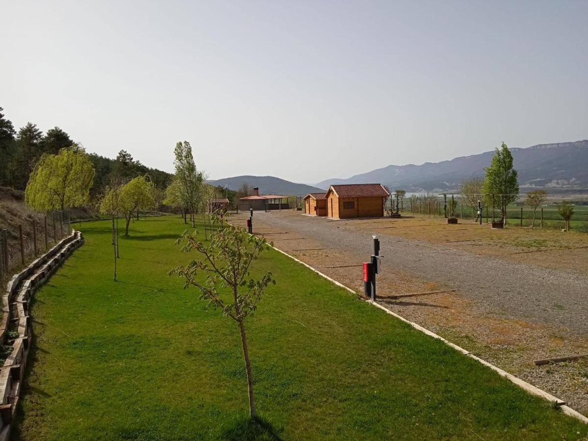 Albergue Restaurante De Artieda Экстерьер фото