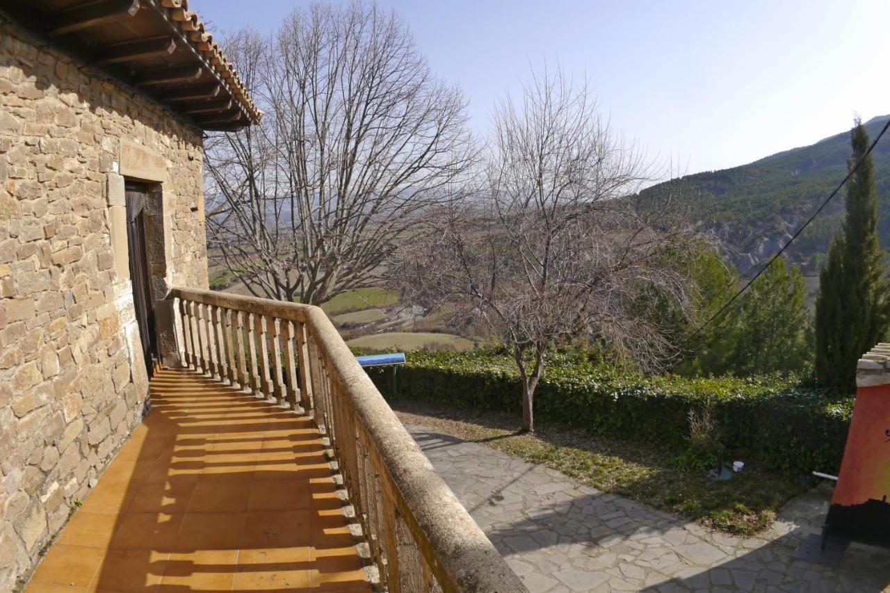 Albergue Restaurante De Artieda Экстерьер фото